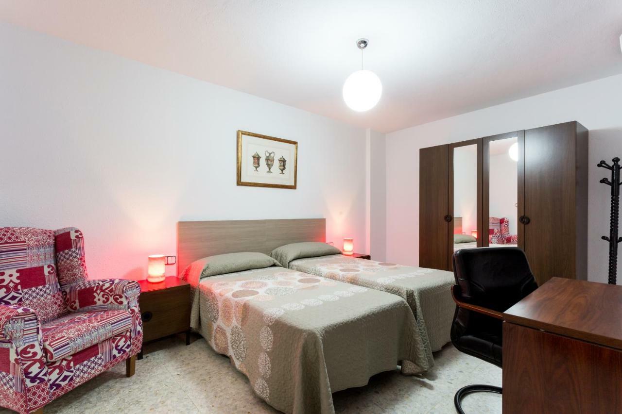 شقة Holi-Rent Albareda إشبيلية المظهر الخارجي الصورة
